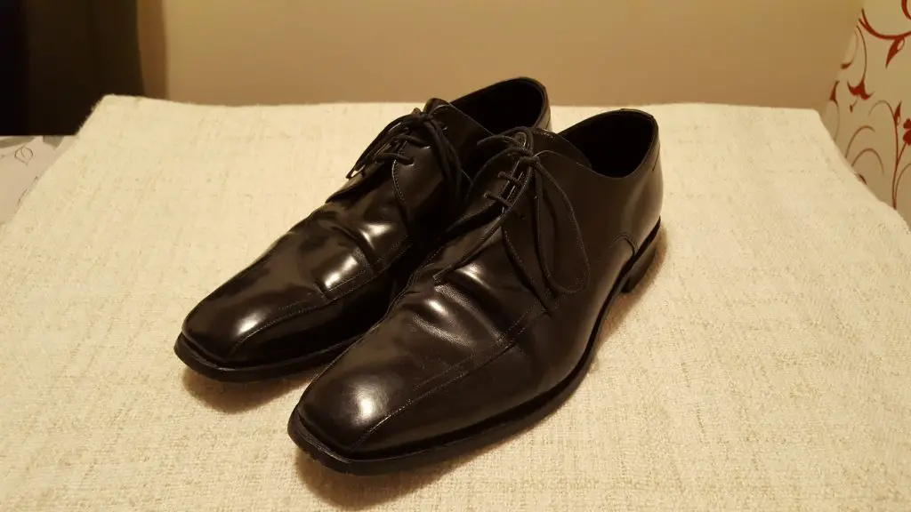 mens mcqueen loake