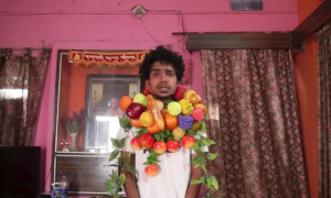 singing dancing fruitman